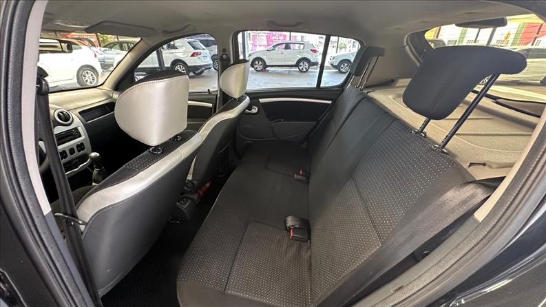 RENAULT SANDERO 1.6 Stepway 16V