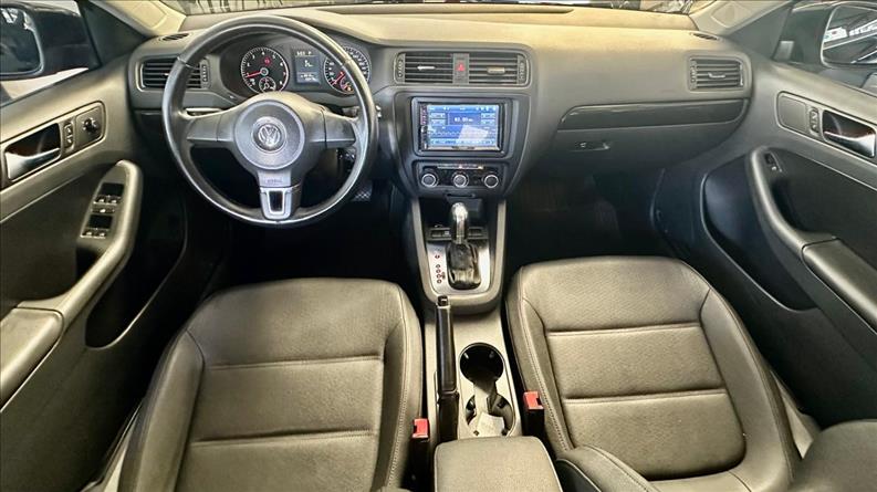 VOLKSWAGEN JETTA 2.0 Comfortline