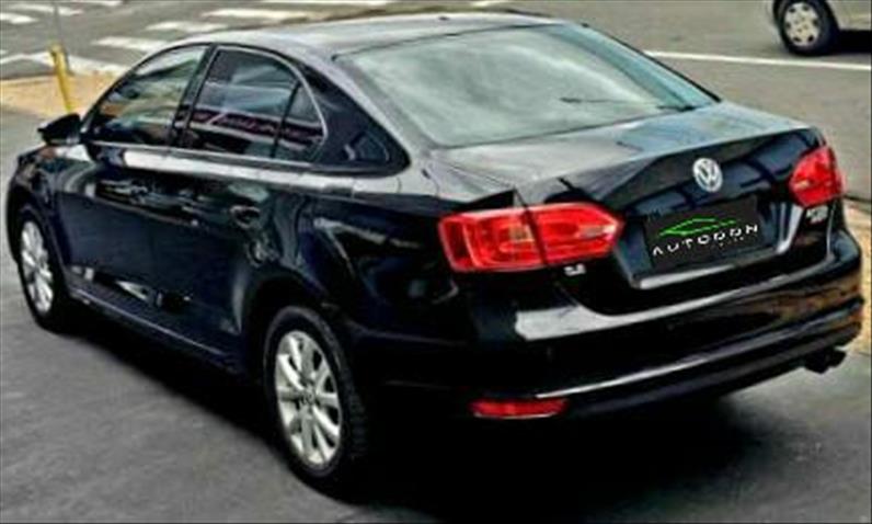 VOLKSWAGEN JETTA 2.0 Comfortline