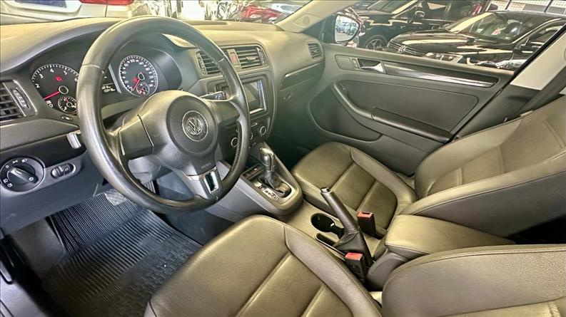 VOLKSWAGEN JETTA 2.0 Comfortline