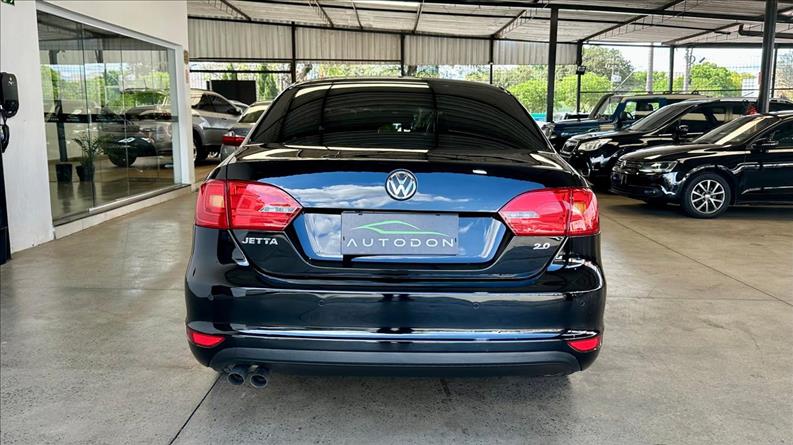 VOLKSWAGEN JETTA 2.0 Comfortline