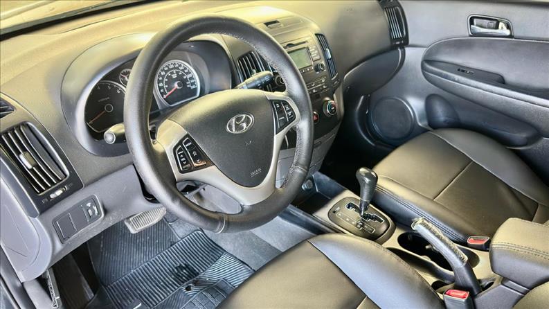 HYUNDAI I30 2.0 MPI 16V HYUNDAI I30 2.0 MPI 16V