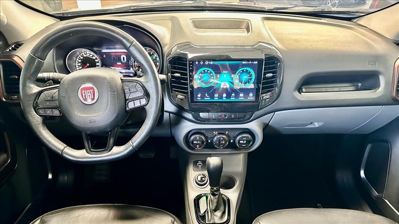 FIAT TORO 2.0 16V Turbo Volcano 4WD FIAT TORO 2.0 16V Turbo Volcano 4WD