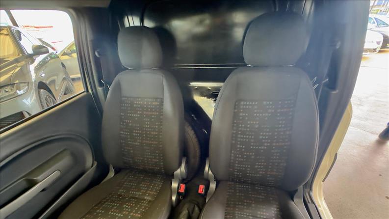 FIAT FIORINO 1.4 MPI Furgão 8V FIAT FIORINO 1.4 MPI Furgão 8V