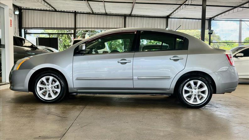 NISSAN SENTRA 2.0 16V