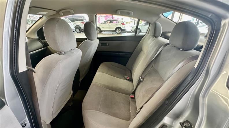 NISSAN SENTRA 2.0 16V