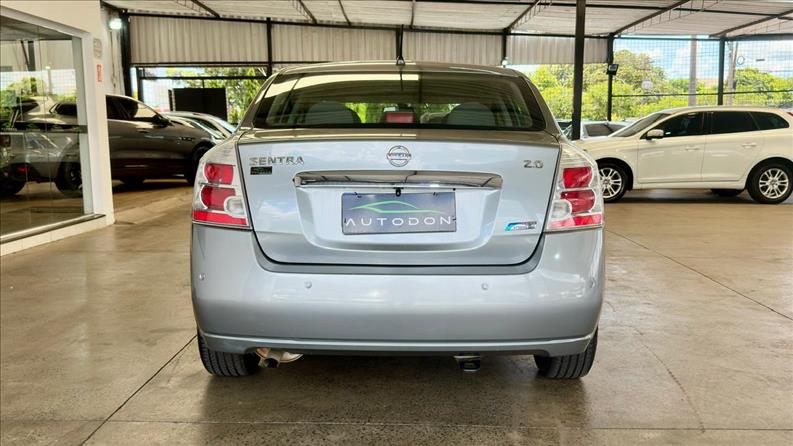 NISSAN SENTRA 2.0 16V
