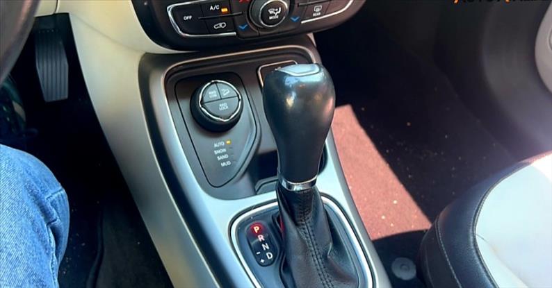 JEEP COMPASS 2.0 16V Longitude 4X4 JEEP COMPASS 2.0 16V Longitude 4X4