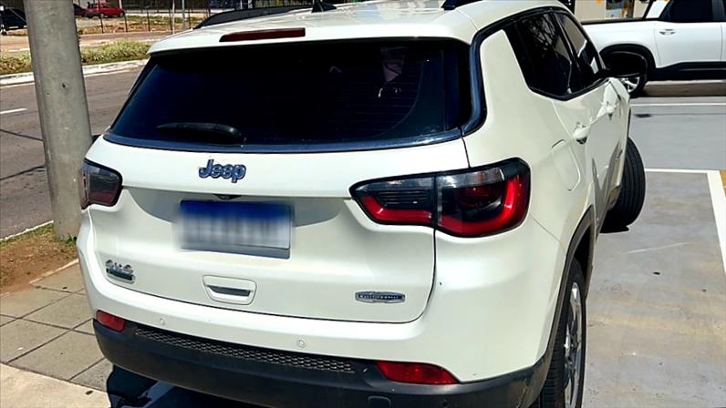 JEEP COMPASS 2.0 16V Longitude 4X4 JEEP COMPASS 2.0 16V Longitude 4X4