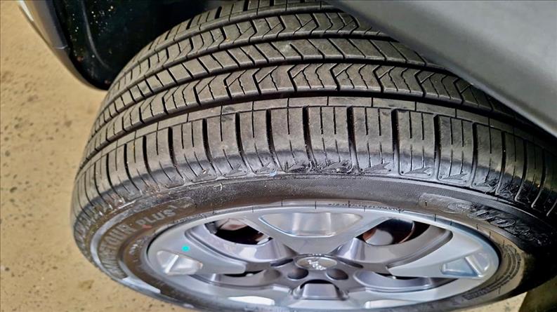 JEEP COMPASS 2.0 16V Longitude 4X4 JEEP COMPASS 2.0 16V Longitude 4X4