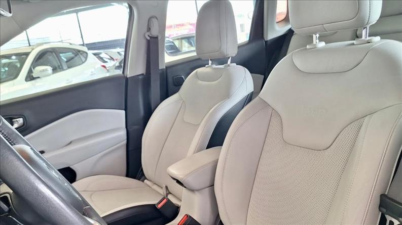JEEP COMPASS 2.0 16V Longitude 4X4 JEEP COMPASS 2.0 16V Longitude 4X4