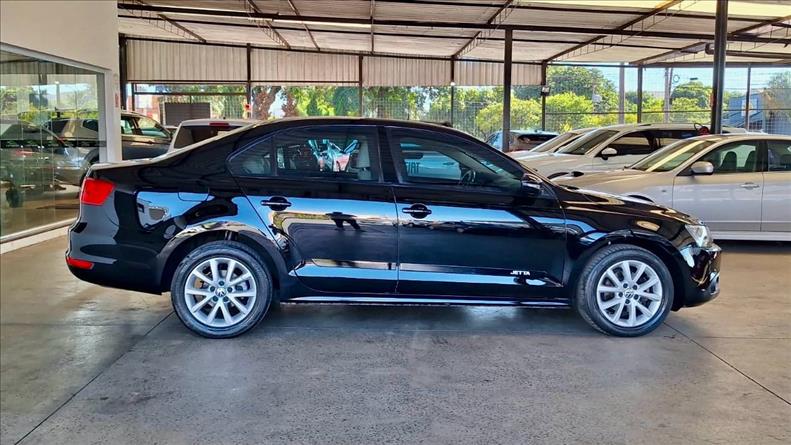 VOLKSWAGEN JETTA 2.0 Comfortline