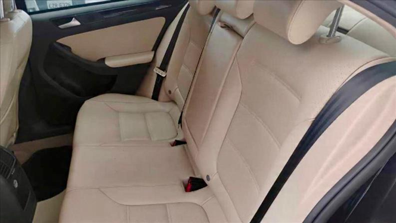 VOLKSWAGEN JETTA 2.0 Comfortline VOLKSWAGEN JETTA 2.0 Comfortline