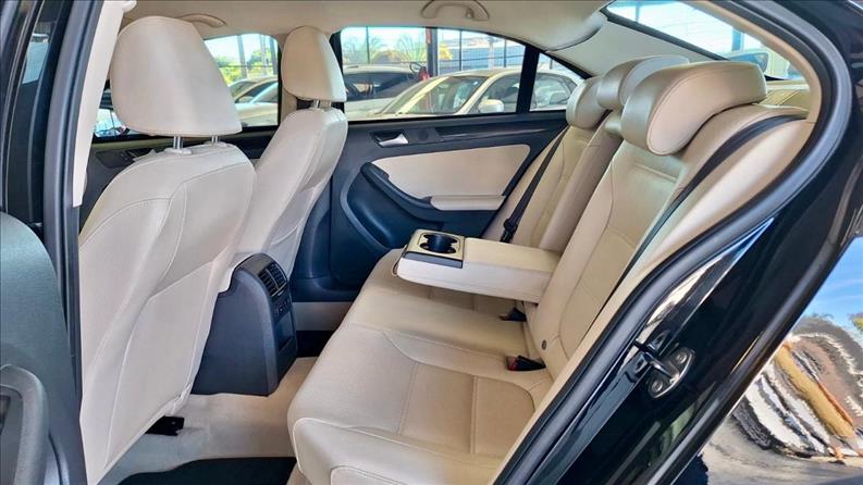 VOLKSWAGEN JETTA 2.0 Comfortline