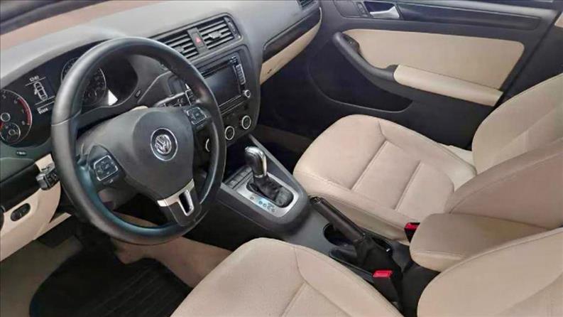 VOLKSWAGEN JETTA 2.0 Comfortline VOLKSWAGEN JETTA 2.0 Comfortline