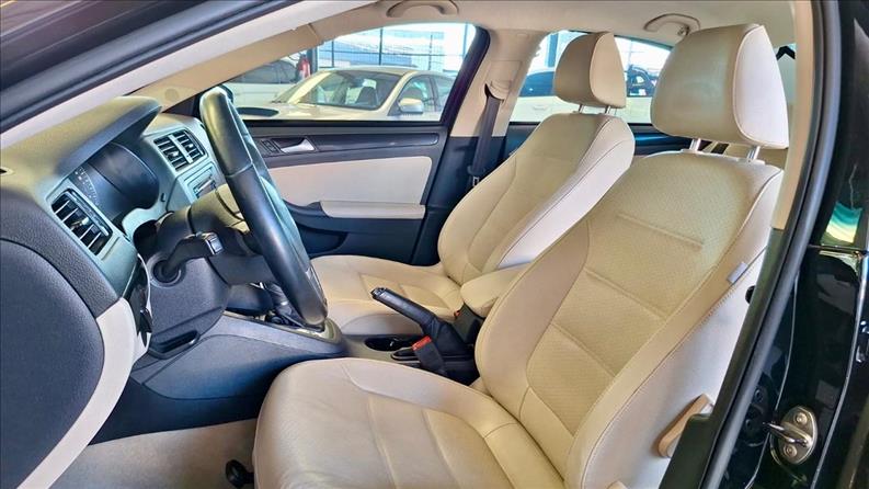 VOLKSWAGEN JETTA 2.0 Comfortline