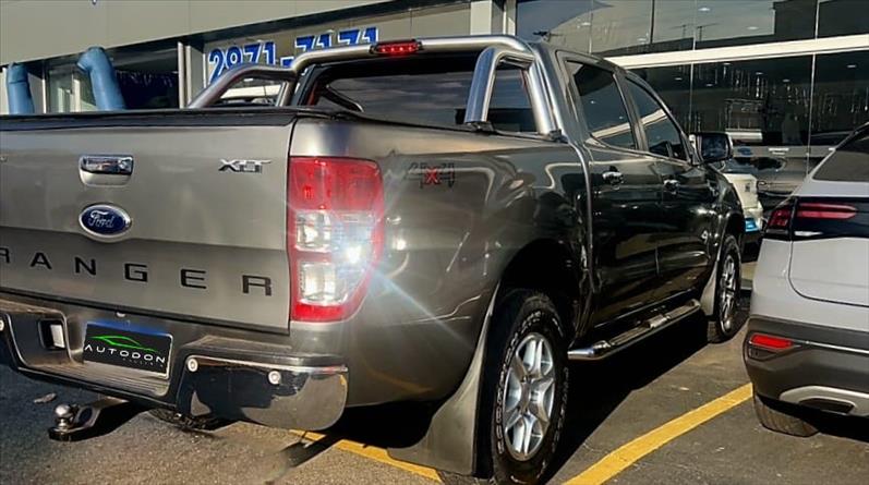 FORD RANGER 3.2 XLT 4X4 CD 16V FORD RANGER 3.2 XLT 4X4 CD 16V