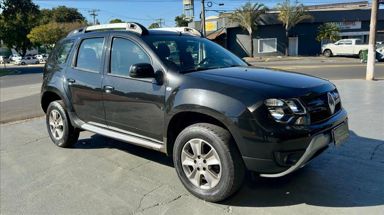 RENAULT DUSTER 1.6 16V SCE Dynamique RENAULT DUSTER 1.6 16V SCE Dynamique