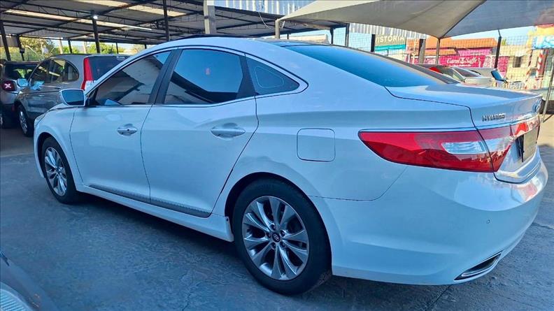 HYUNDAI AZERA 3.0 MPFI GLS V6 24V