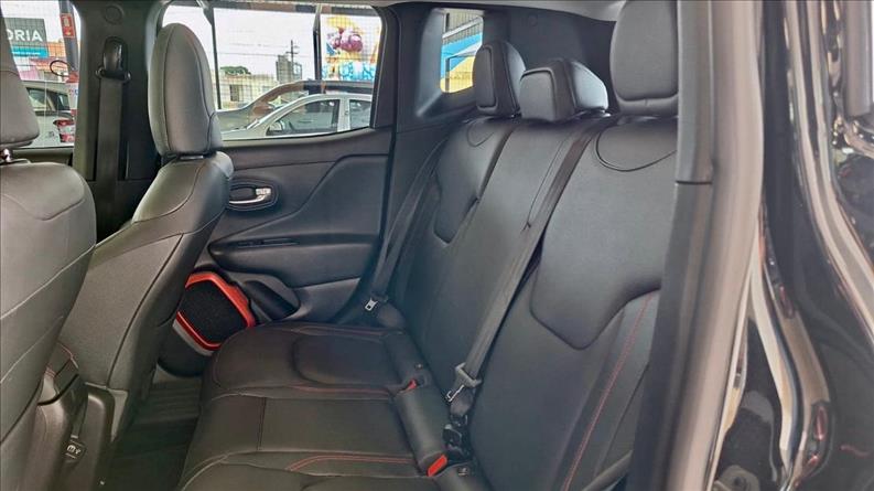 JEEP RENEGADE 2.0 16V Turbo Trailhawk 4X4 JEEP RENEGADE 2.0 16V Turbo Trailhawk 4X4