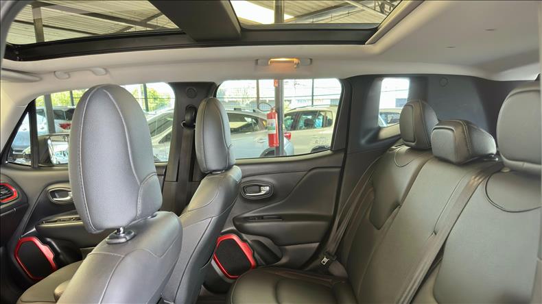 JEEP RENEGADE 2.0 16V Turbo Trailhawk 4X4