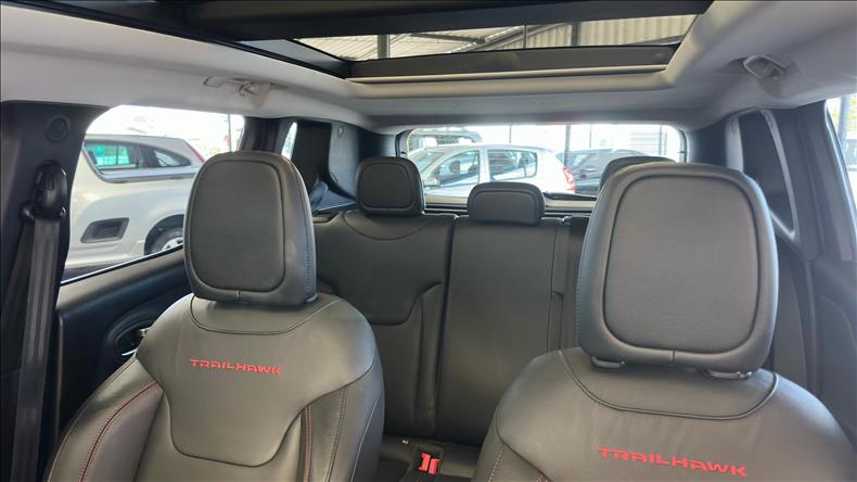 JEEP RENEGADE 2.0 16V Turbo Trailhawk 4X4
