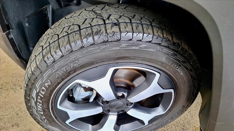 JEEP RENEGADE 2.0 16V Turbo Trailhawk 4X4 JEEP RENEGADE 2.0 16V Turbo Trailhawk 4X4