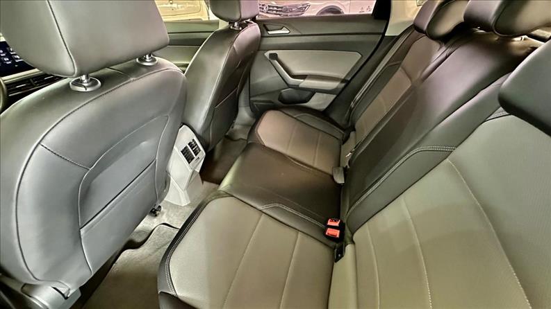 VOLKSWAGEN POLO 1.0 200 TSI Highline