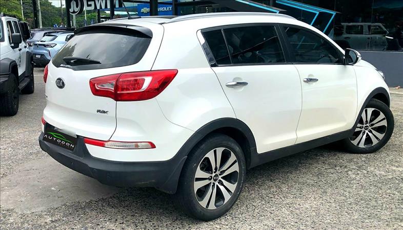 KIA SPORTAGE 2.0 EX 4X2 16V KIA SPORTAGE 2.0 EX 4X2 16V