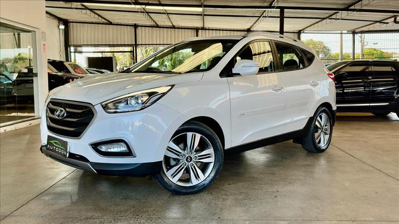 HYUNDAI IX35 2.0 MPFI 16V HYUNDAI IX35 2.0 MPFI 16V