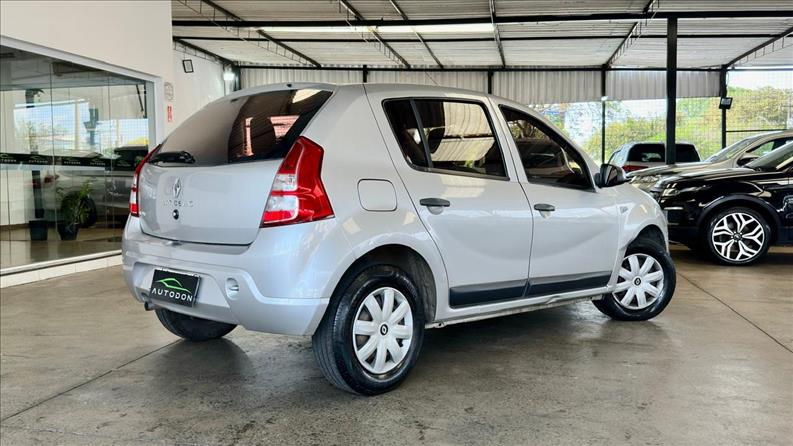 RENAULT SANDERO 1.0 Expression 16V RENAULT SANDERO 1.0 Expression 16V