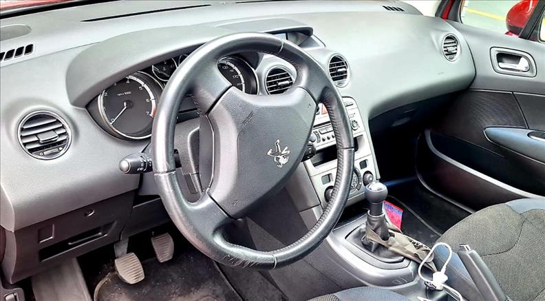 PEUGEOT 408 2.0 Allure 16V