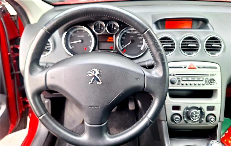 PEUGEOT 408 2.0 Allure 16V
