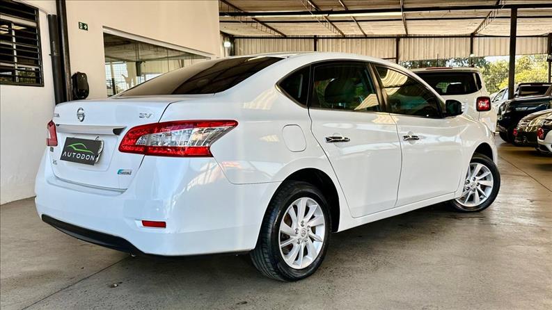 NISSAN SENTRA 2.0 SV 16V NISSAN SENTRA 2.0 SV 16V