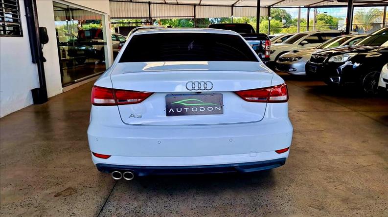 AUDI A3 1.4 TFSI Sedan Prestige Plus