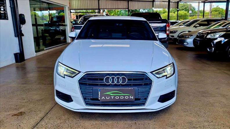 AUDI A3 1.4 TFSI Sedan Prestige Plus