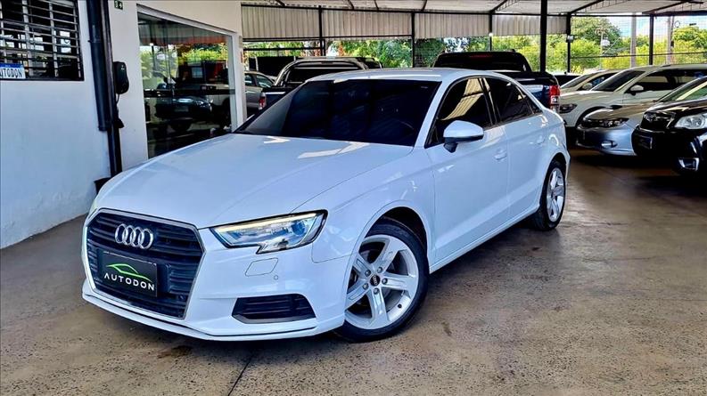AUDI A3 1.4 TFSI Sedan Prestige Plus