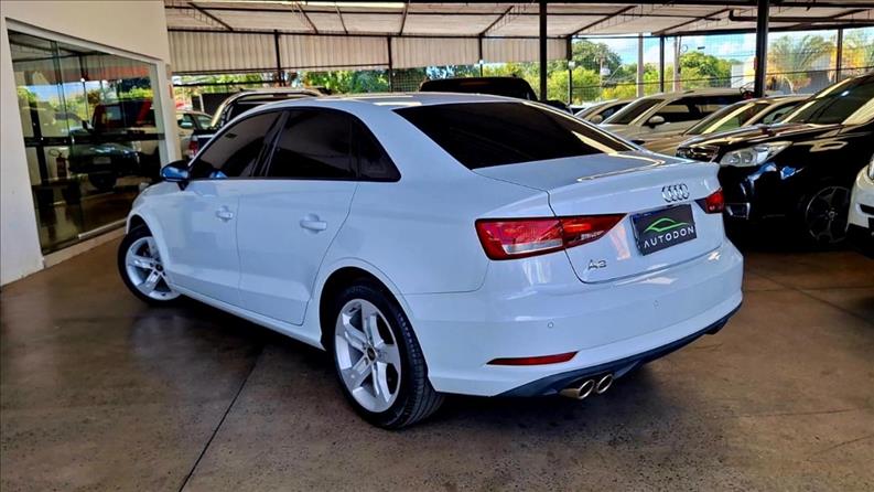 AUDI A3 1.4 TFSI Sedan Prestige Plus