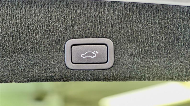 VOLVO XC60 2.0 T5 RD Turbo VOLVO XC60 2.0 T5 RD Turbo