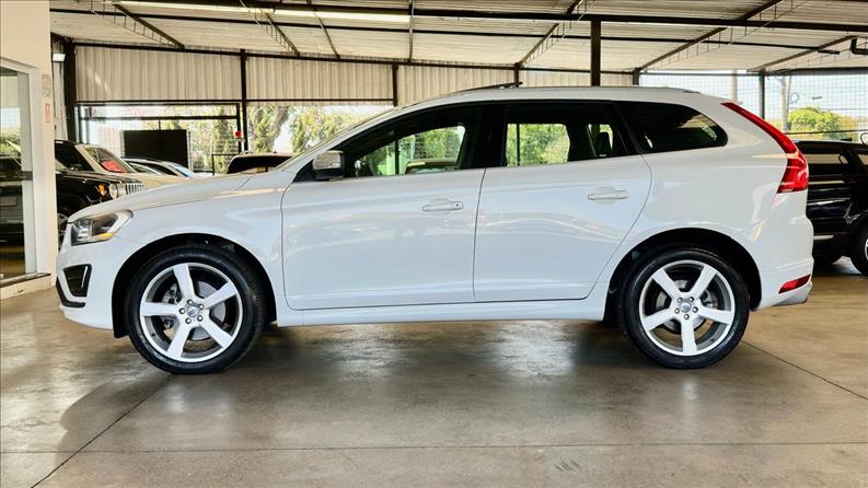 VOLVO XC60 2.0 T5 RD Turbo VOLVO XC60 2.0 T5 RD Turbo