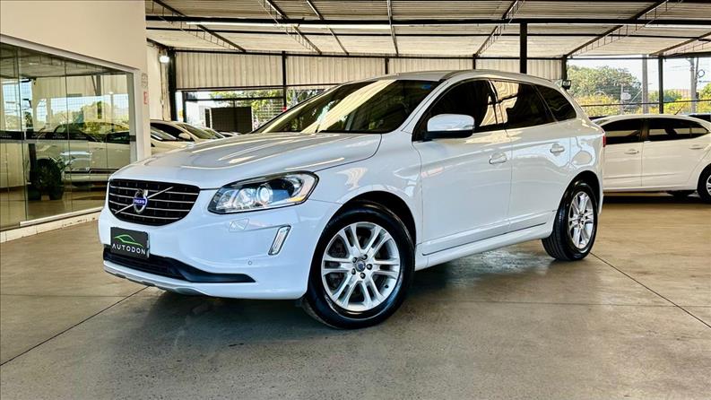 VOLVO XC60 2.0 T5 Dynamic FWD Turbo