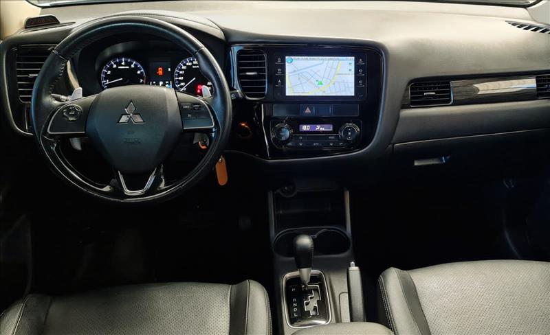 MITSUBISHI OUTLANDER 2.0 16V MITSUBISHI OUTLANDER 2.0 16V