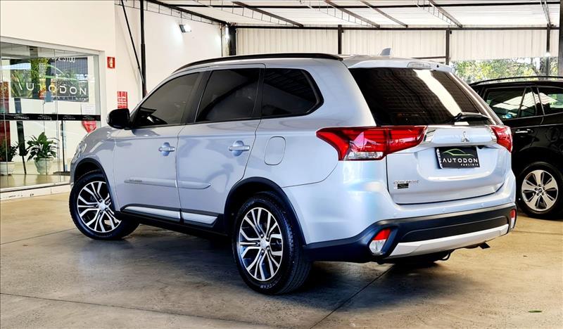 MITSUBISHI OUTLANDER 2.0 16V MITSUBISHI OUTLANDER 2.0 16V