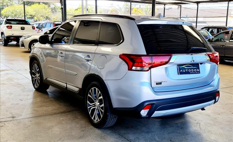 MITSUBISHI OUTLANDER 2.0 16V