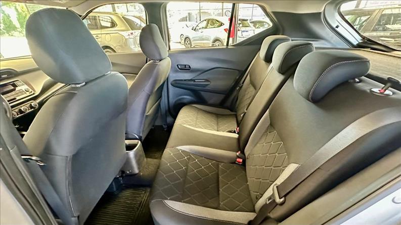NISSAN KICKS 1.6 16vstart S Direct NISSAN KICKS 1.6 16vstart S Direct