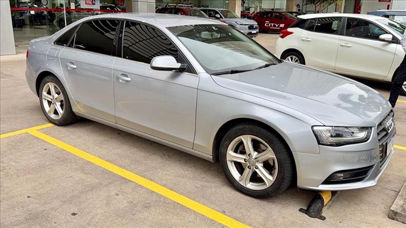 AUDI A4 1.8 TFSI Ambiente