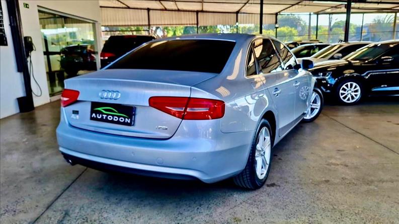 AUDI A4 1.8 TFSI Ambiente AUDI A4 1.8 TFSI Ambiente