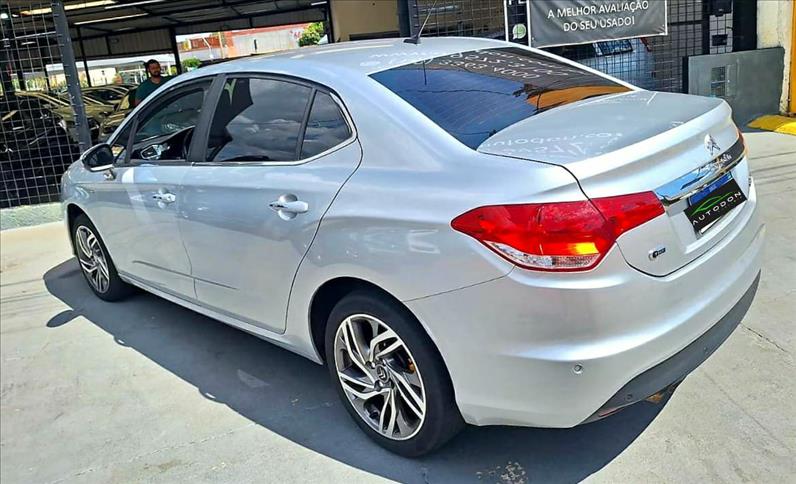 CITROËN C4 LOUNGE 1.6 Exclusive 16V Turbo