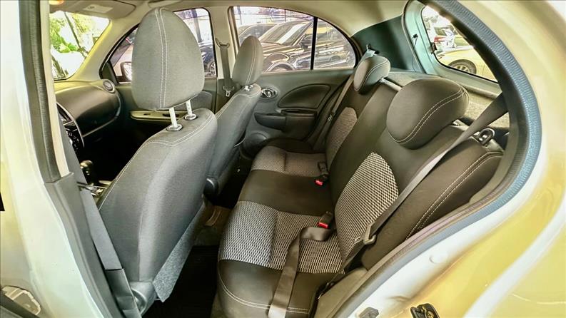 NISSAN MARCH 1.6 SL 16vstart NISSAN MARCH 1.6 SL 16vstart