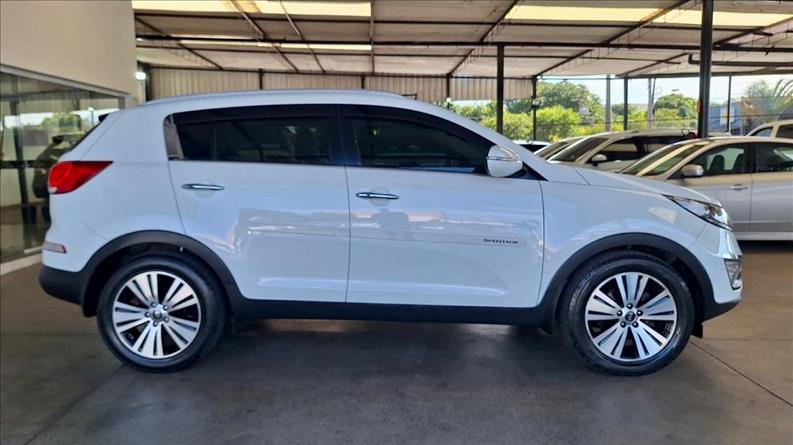 KIA SPORTAGE 2.0 EX 4X2 16V KIA SPORTAGE 2.0 EX 4X2 16V